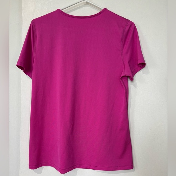 🎉4/30$🎉 Nike Dri-FIT Pink Activewear Top - Size Large - Picture 3 of 3